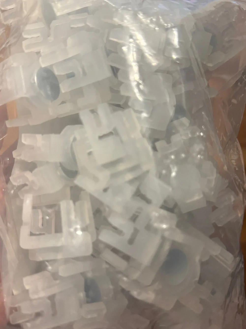 Magnetic Light Clips - Clear White (100 pcs)